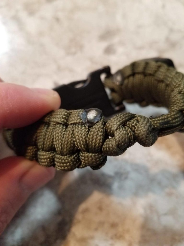 survival bracelet view2