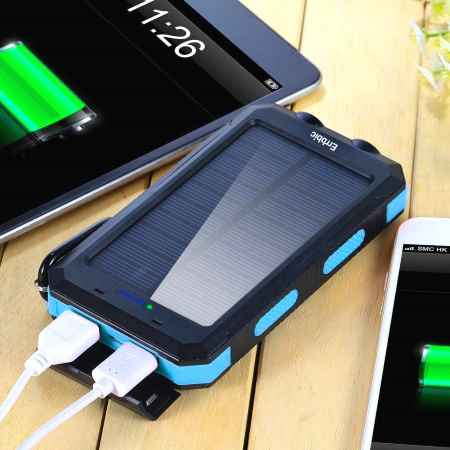 solar-power-bank-with-flashlight2